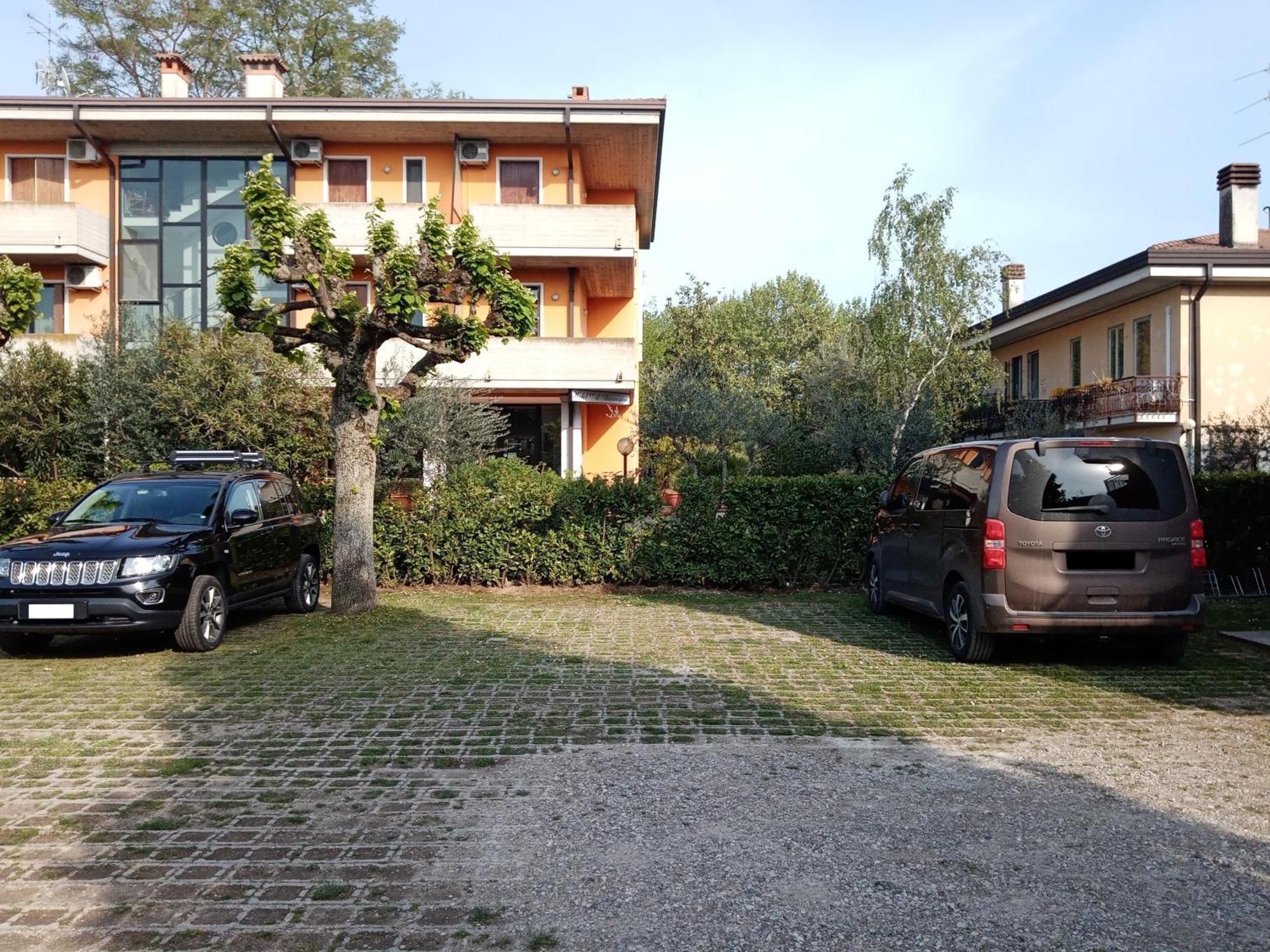 Casa Lugana 9 - Monolocale Con Piscina Fronte Lago 시르미오네 외부 사진